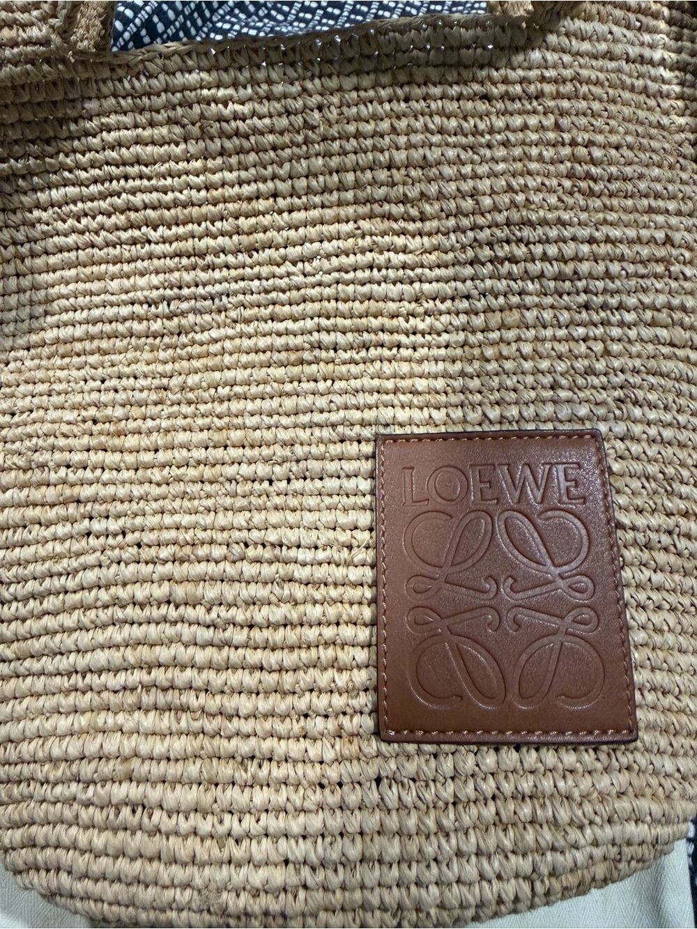 LOEWE mini slit tote bag raffia. - Picture 8 of 9